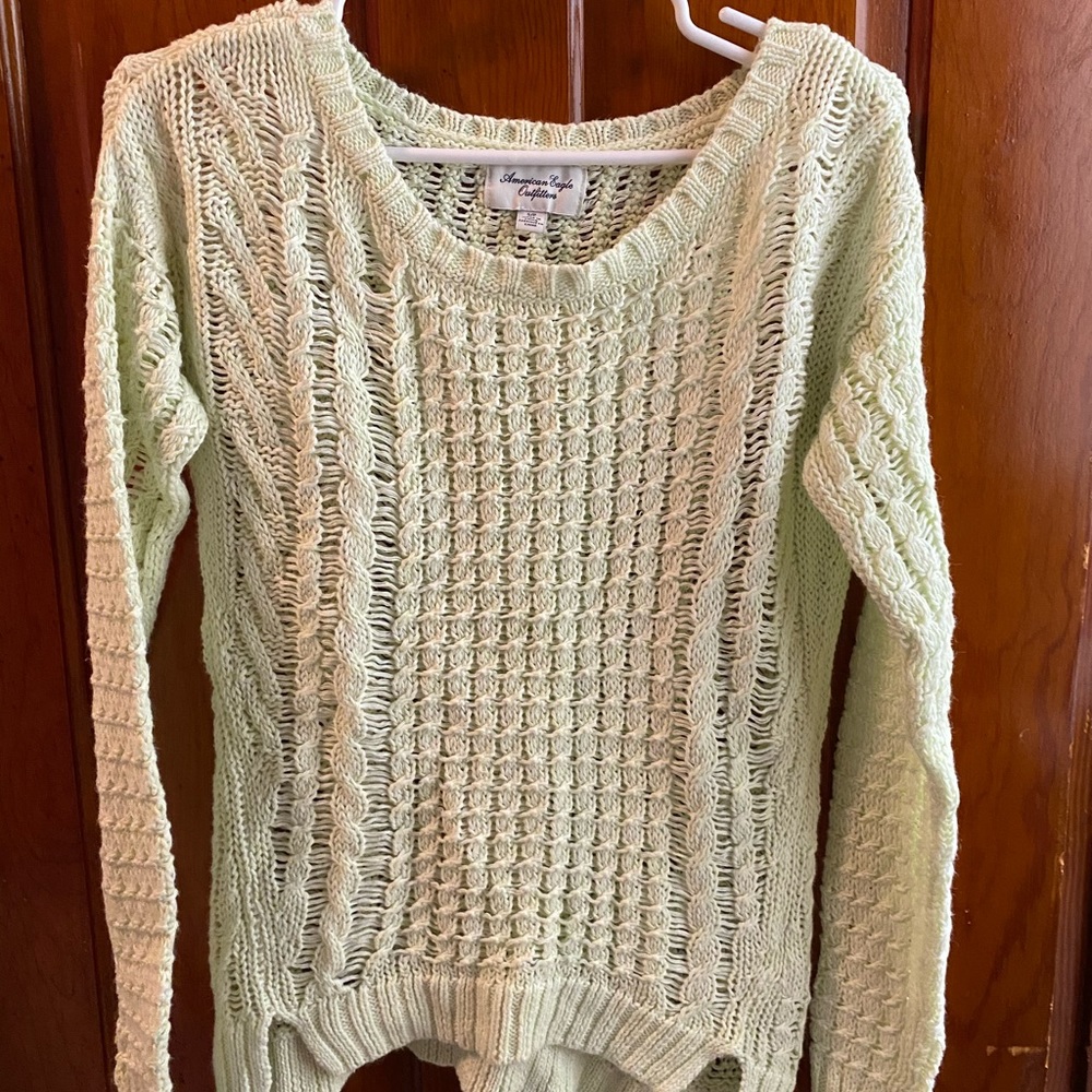 Women’s waffle sweater.